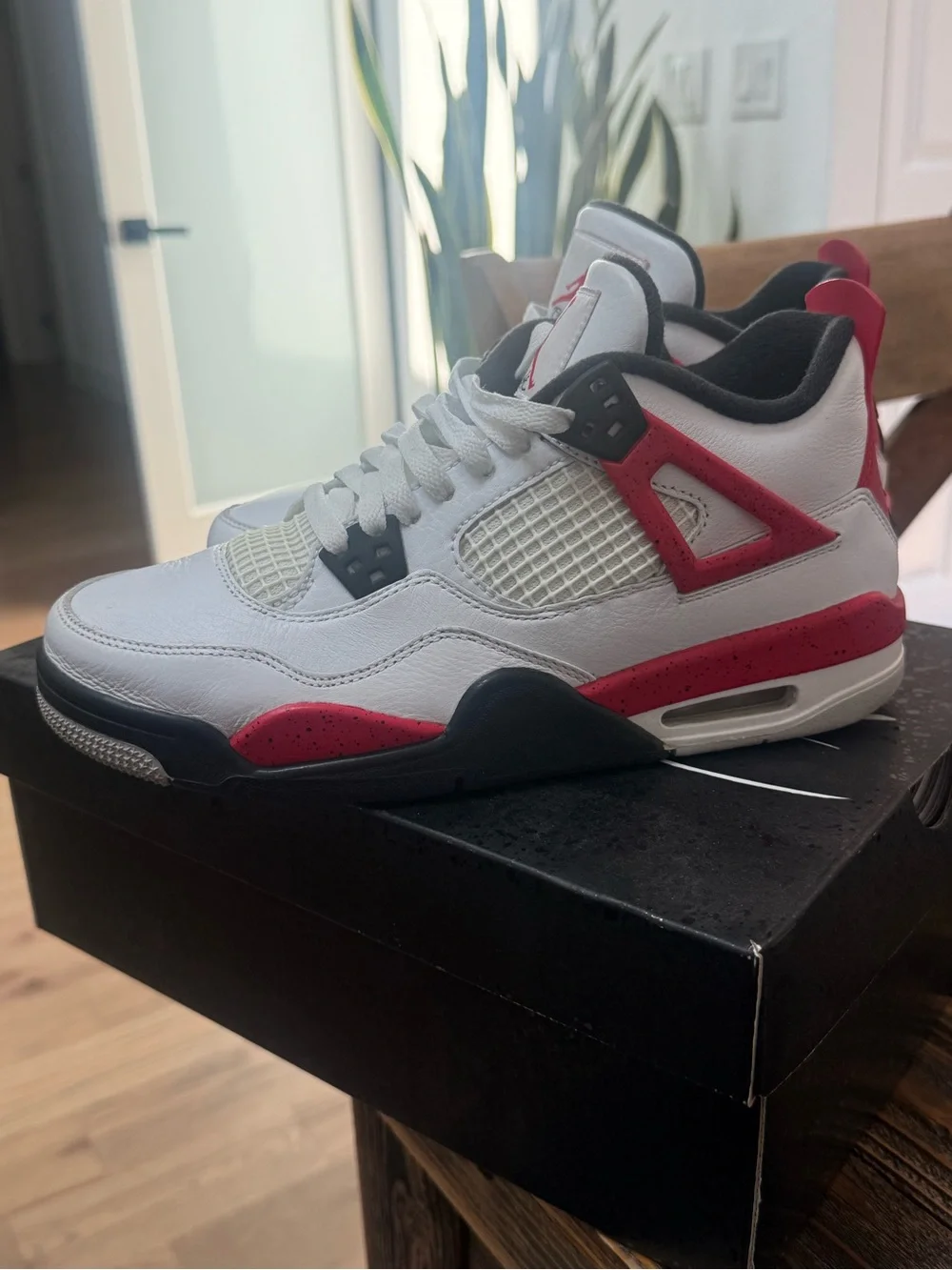 Jordan Men’s White and Red Retro Basketball Sneakers